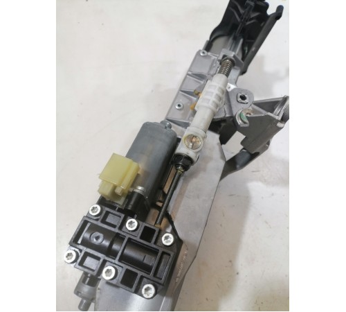 Рулевая колонка с сервоприводом