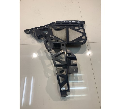 Кронштейн заднего бампера (левый нижний)