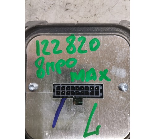 Блок розжига фары передний