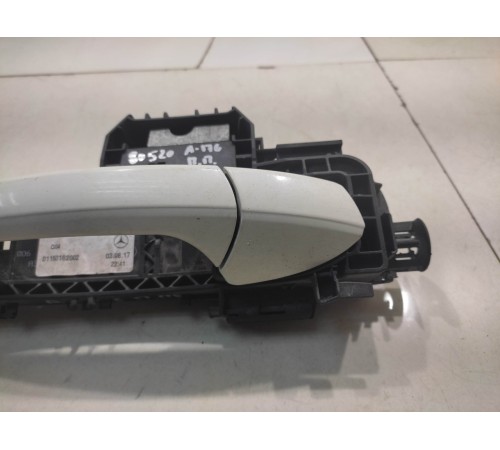 Ручка двери(передняя правая наружняя)