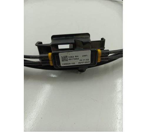 Трос раздвижной двери правый