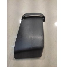 Накладка обшивки крышки багажника (правая)