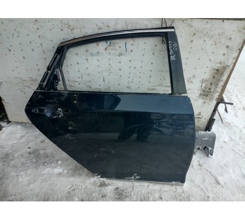Дверь задняя правая