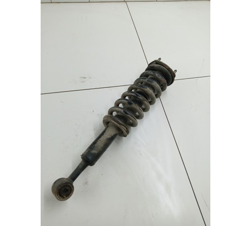 Амортизатор подвески передний правый в сборе