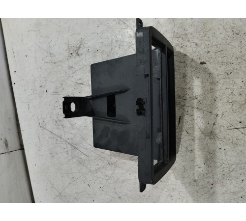 Рамка магнитолы с малым бардачком