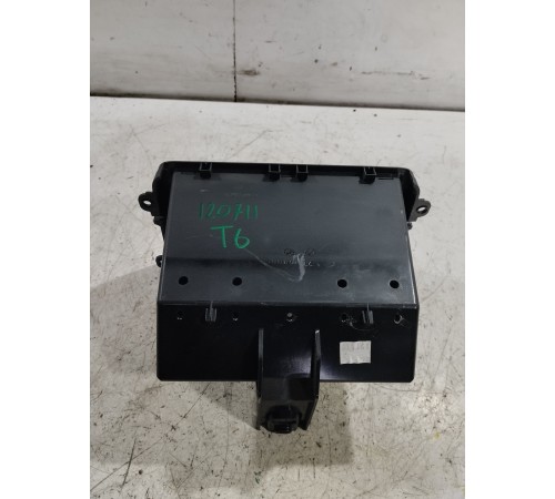 Рамка магнитолы с малым бардачком