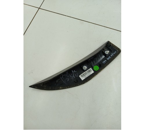 Накладка (молдинг) задняя левая