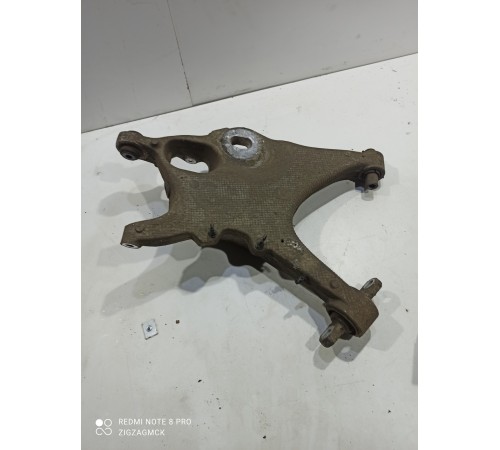 Рычаг задний правый