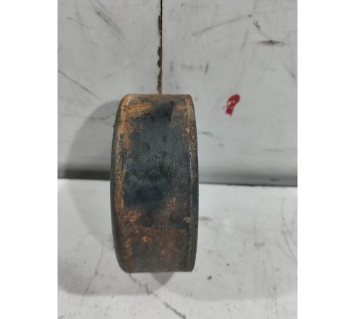 Ролик натяжителя