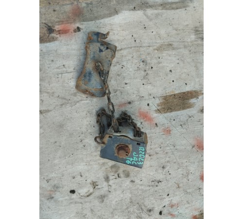 Механизм подъема запасного колеса