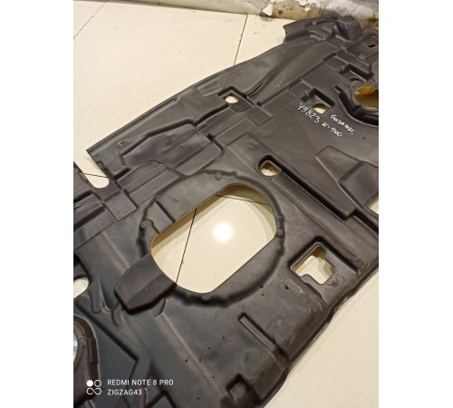 Шумоизоляция полки багажника