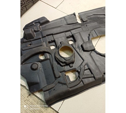 Шумоизоляция полки багажника