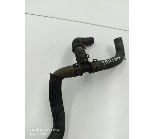 Патрубок радиатора к расширительному бачку