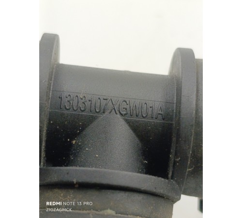 Патрубок радиатора к расширительному бачку