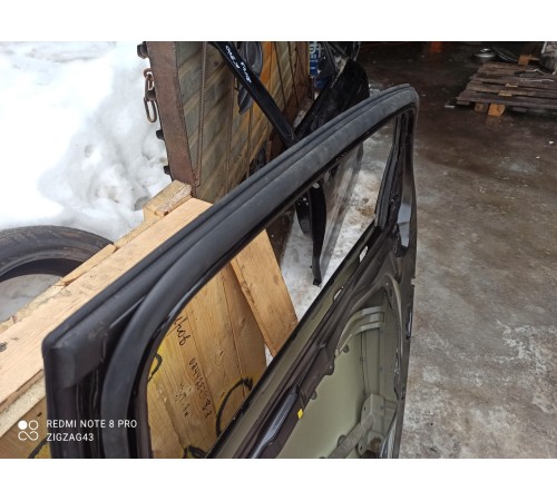 Дверь(задняя правая)