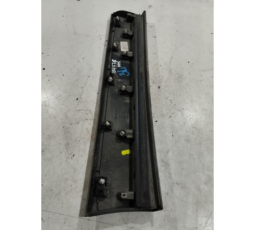 Накладка двери (задняя левая)