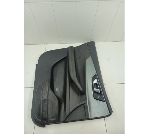 Обшивка двери передняя левая