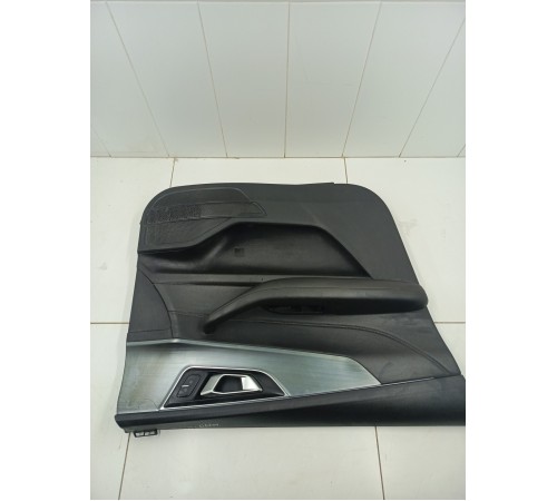 Обшивка двери передняя левая