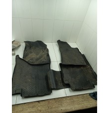 Комплект ковриков салона