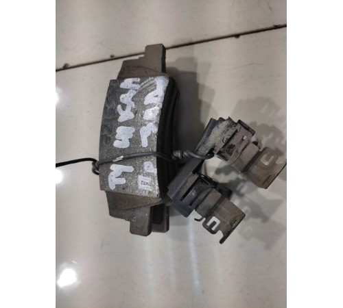 колодки тормозные (задние, правые)