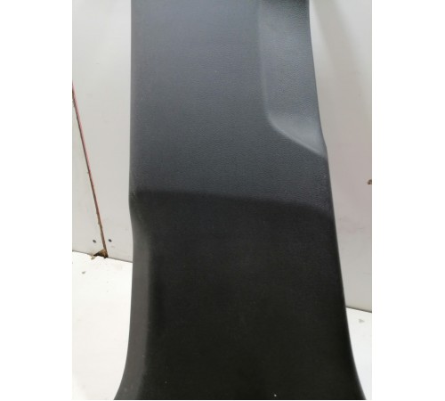 Обшивка центральной стойки левая нижняя