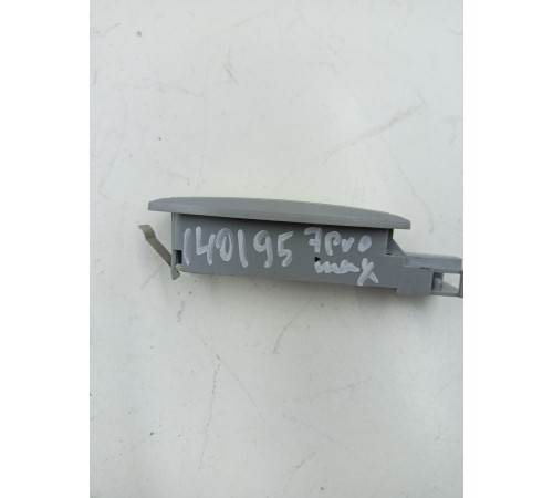 Плафон внутреннего освещения салона