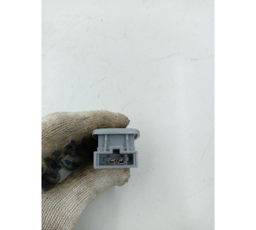 Плафон внутреннего освещения салона