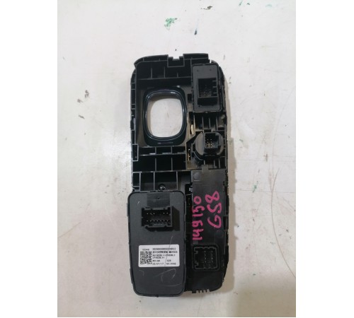 Блок кнопок центральной консоли