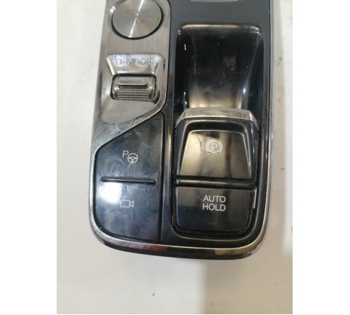 Блок кнопок центральной консоли