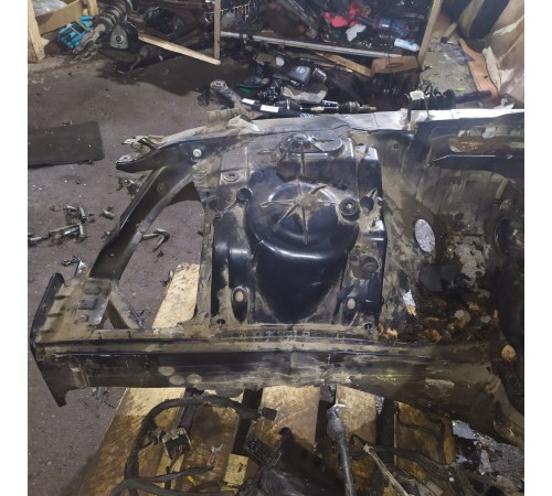 Лонжерон(передний правый)