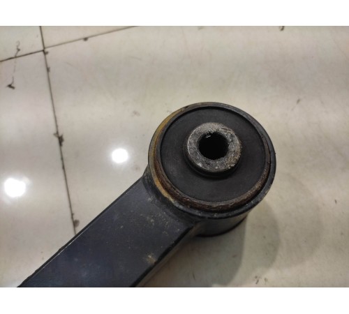 Рычаг подвески (задний, левый)