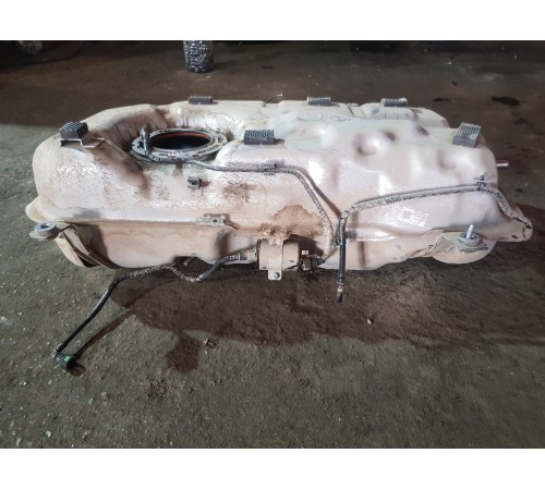 Бак топливный