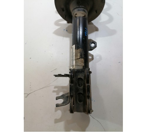 Амортизатор подвески передний левый в сборе