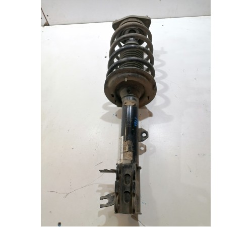 Амортизатор подвески передний левый в сборе