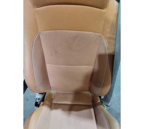 Сиденье водительское левое