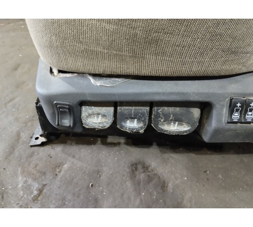 Сиденье водительское левое