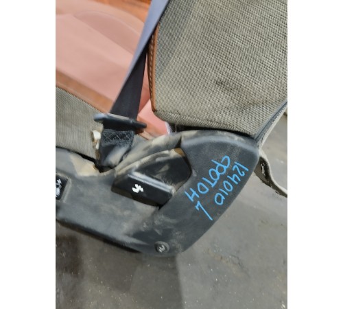 Сиденье водительское левое