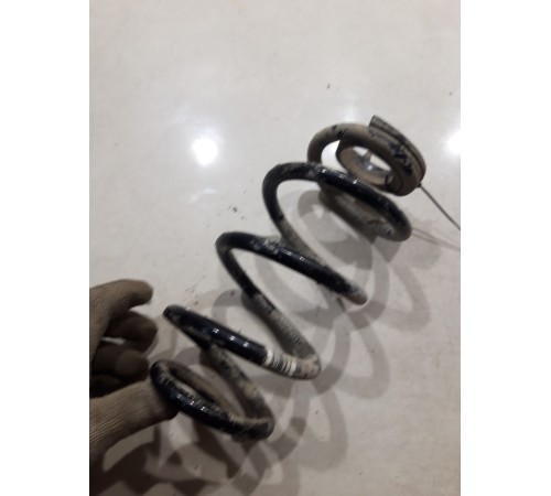 Пружина подвески(задняя правая)