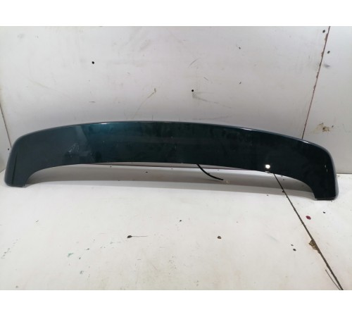 Спойлер крышки багажника