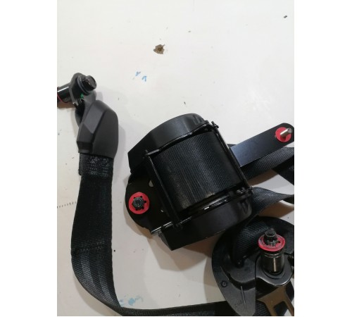 Ремень безопасности задний левый