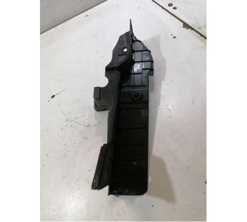 Пыльник крыла передний правый