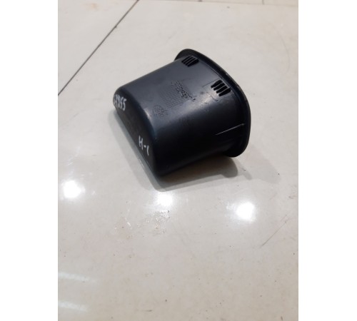 Ручка закрывания крышки багажника