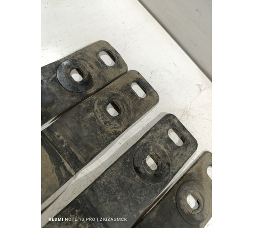 Крепление крыла резинка