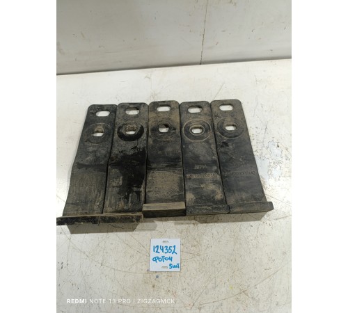 Крепление крыла резинка