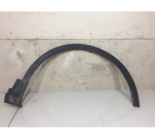 Накладка заднего правого крыла