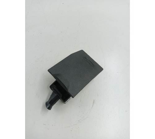 Ручка открывания капота