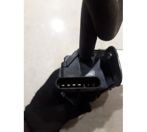 Замок крышки багажника