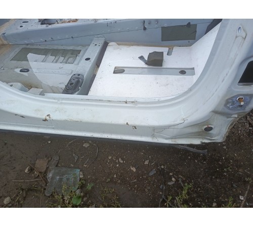 Порог со стойкой правый