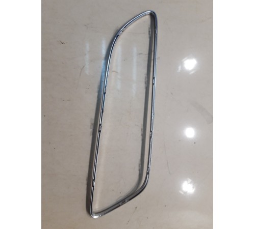 Накладка двери (передняя, левая)