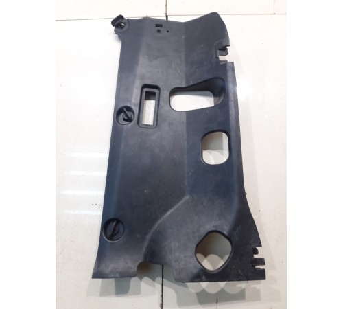 Накладка торпедо(левая)